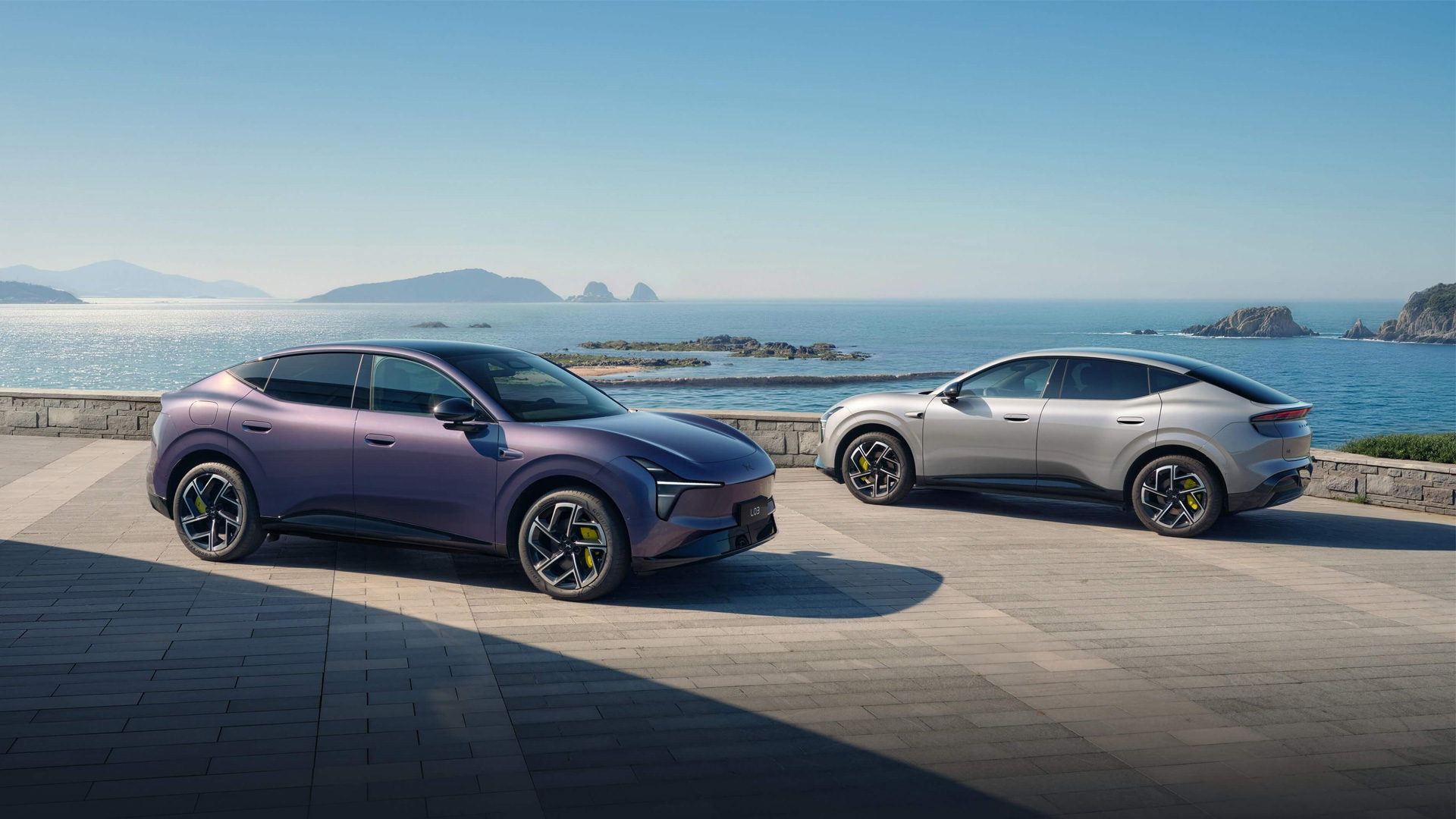 Гібридний автомобіль Xiaopeng MONA L03 PHEV